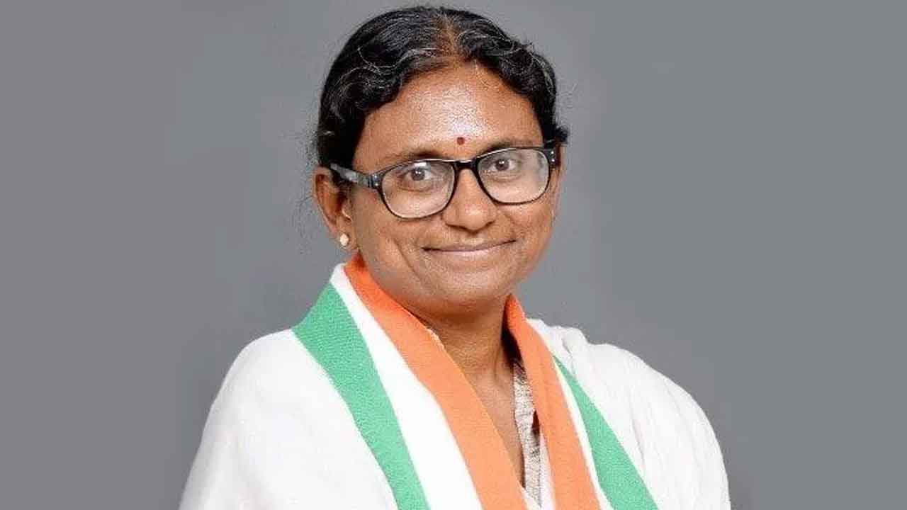 మూడు క్యాటగిరీలుగా పదవుల పంపకం