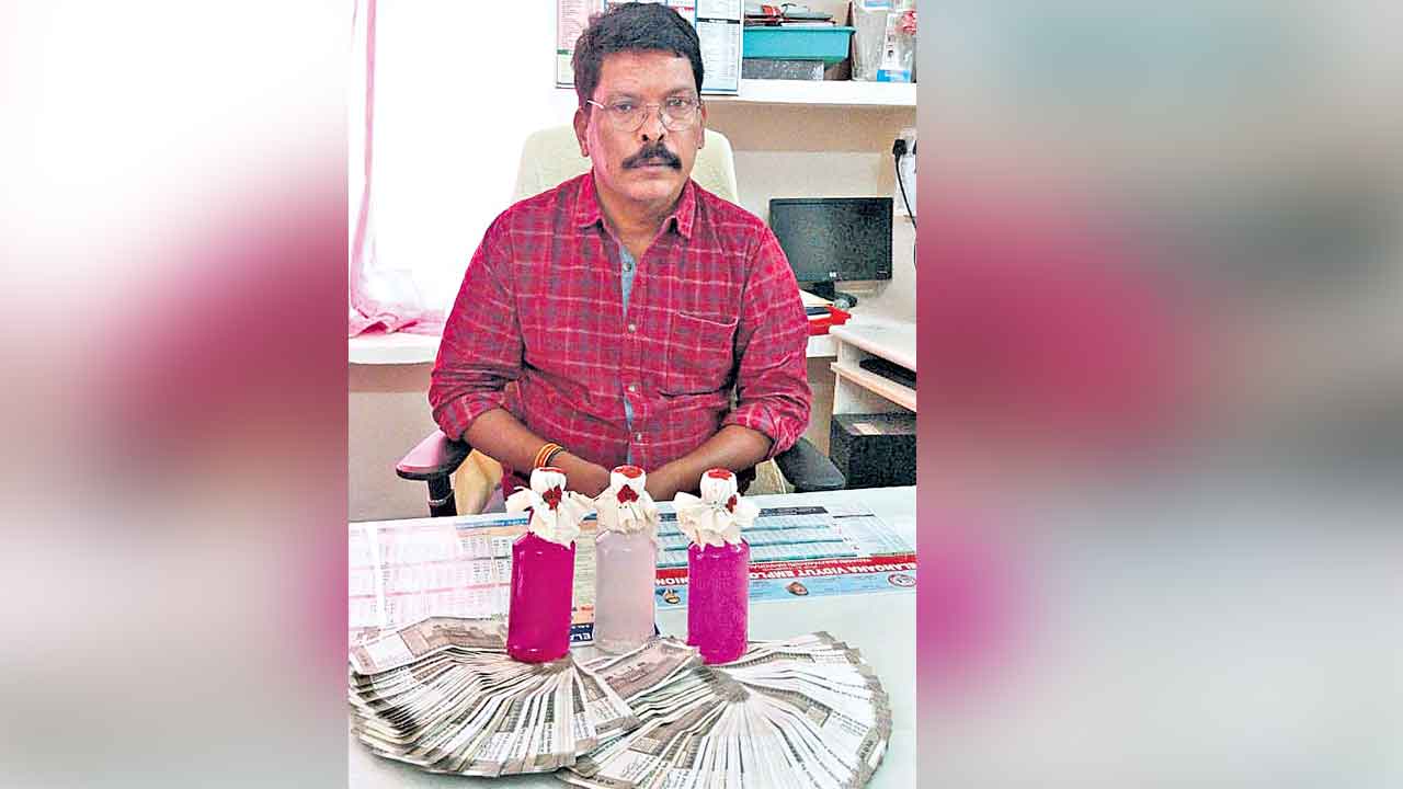 ఏసీబీకి చిక్కిన చౌటుప్పల్‌ ఏడీ