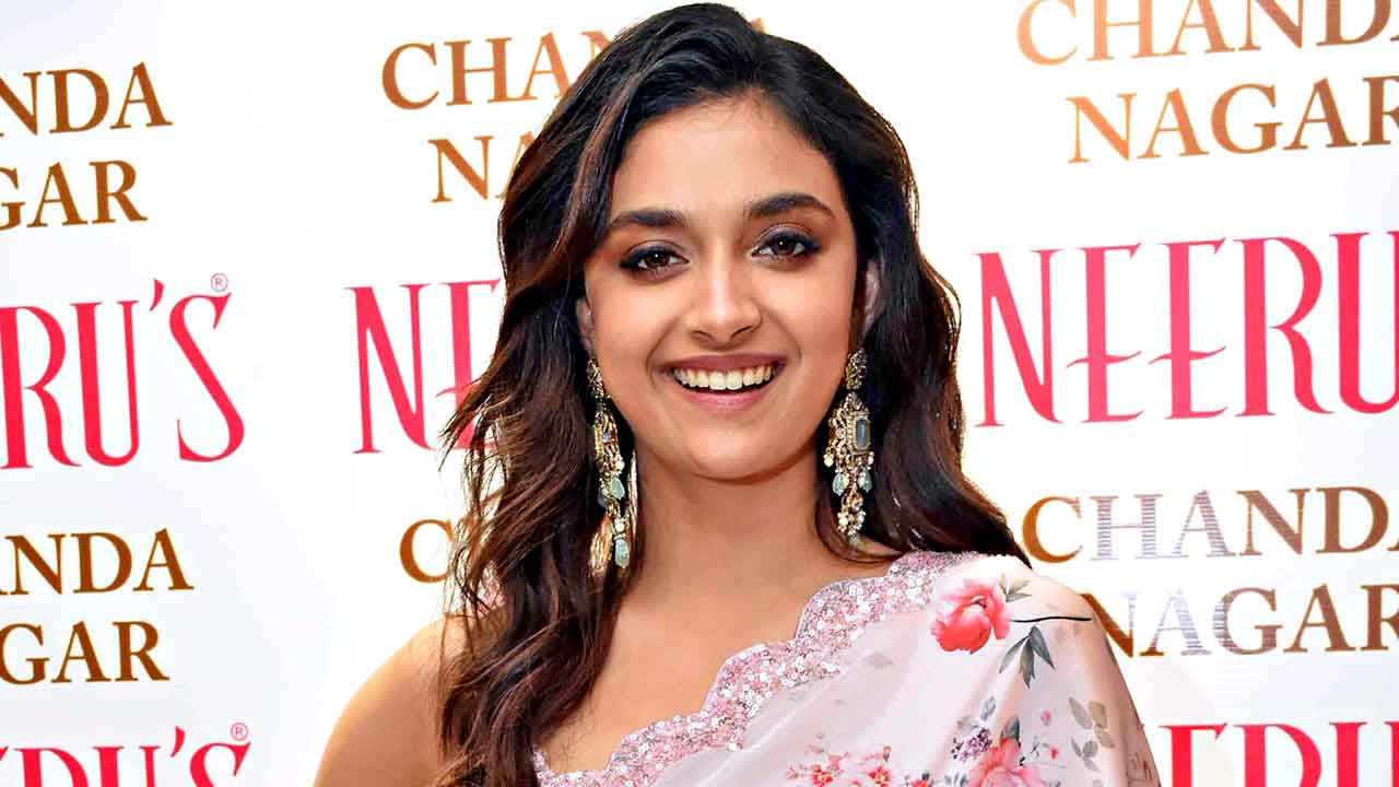 రౌడీతో జోడీగా..