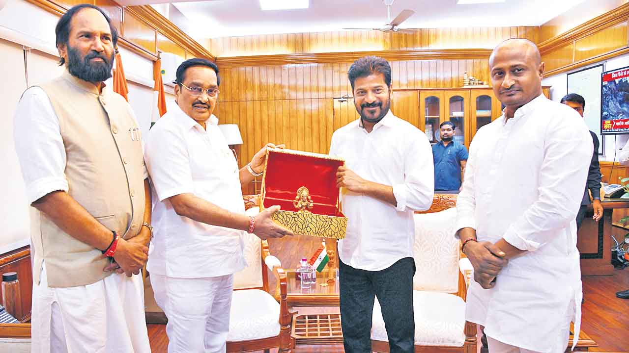 కృష్ణా జలాల్లో న్యాయమైన వాటా కేటాయించండి