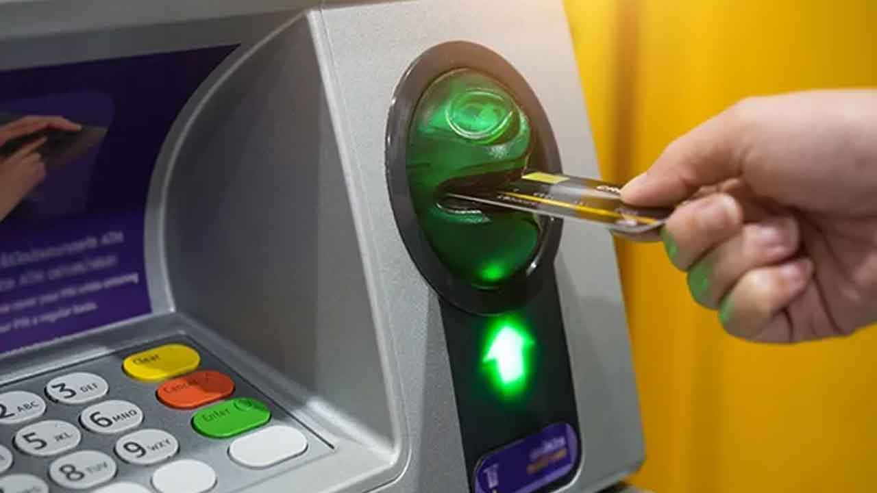 ATM Charges | ఏటీఎం చార్జీల మోత.. మే 1 నుంచి లిమిట్‌ దాటితే వాత