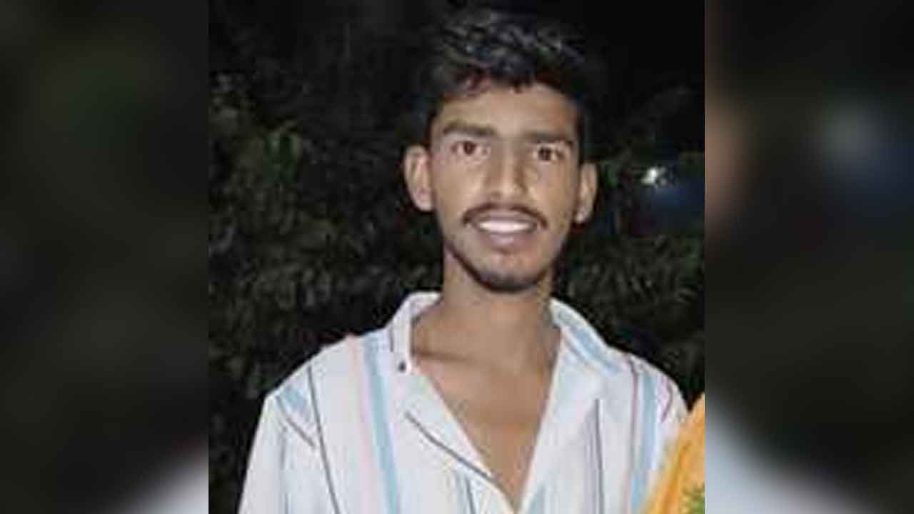 Online games | ఆన్‌లైన్‌ గేమ్స్‌కు మరో యువకుడు బలి