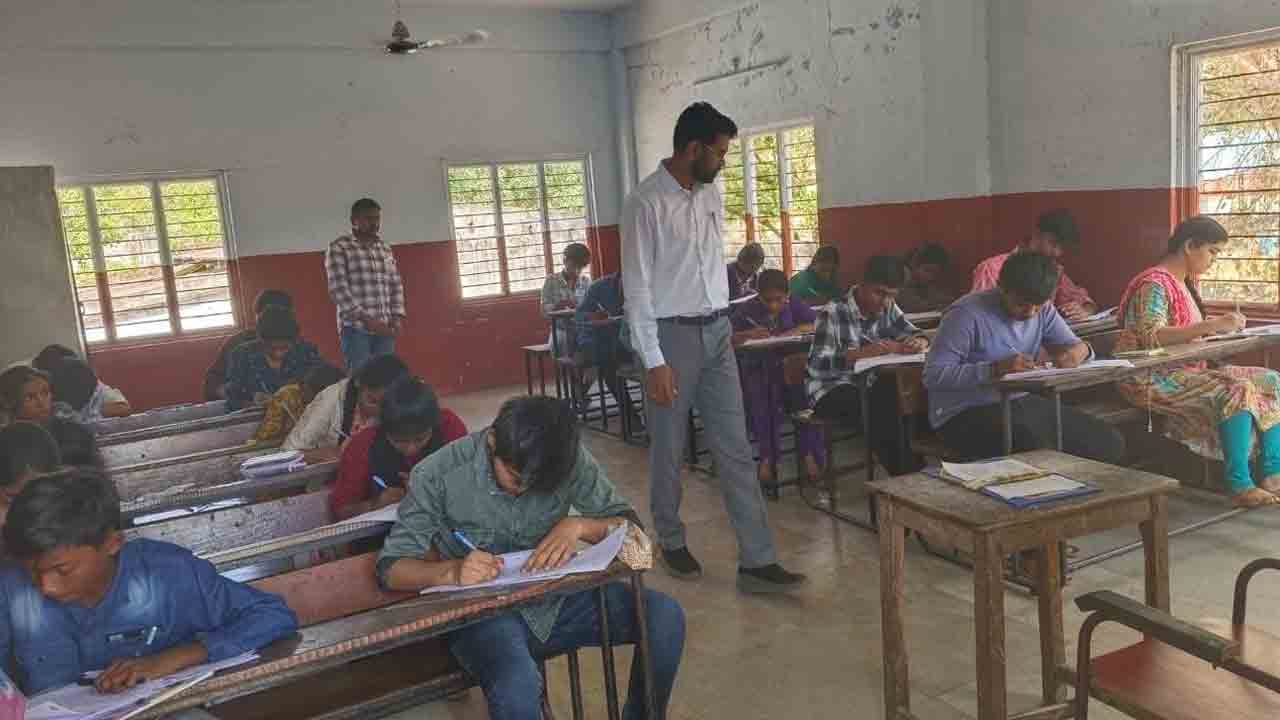 ‘పది’ పరీక్షలు షురూ..