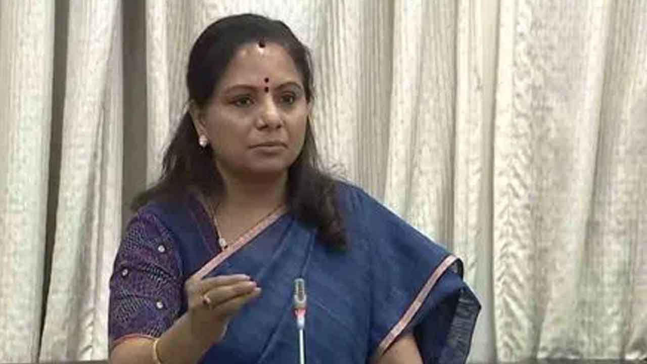 చైర్మన్‌ ‘న్యూసెన్స్‌’ తొలగింపు