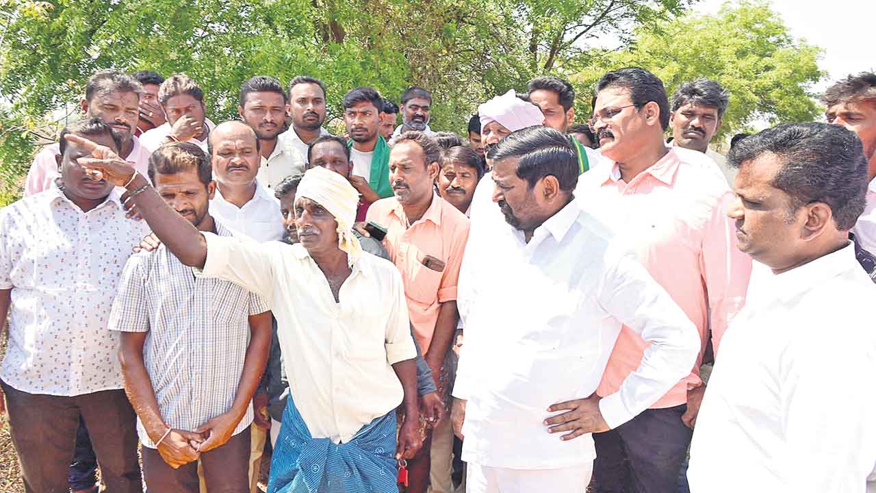 Nallagonda | నేనూ కాంగ్రెసోన్నే.. నీళ్లందక మా పంటలు ఎండిపోతున్నయ్‌