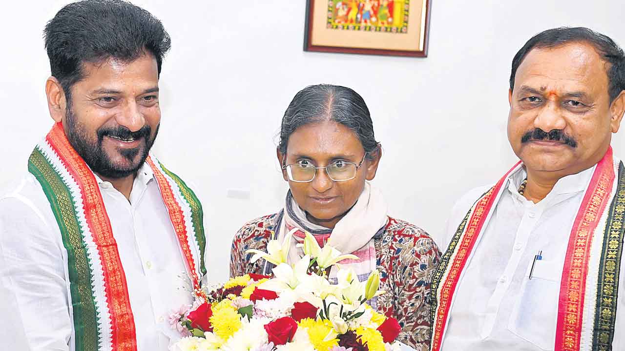 Congress | మీనాక్షి నటరాజన్‌ను రంగంలోకి దింపింది రేవంత్‌కు చెక్‌ పెట్టేందుకేనా?