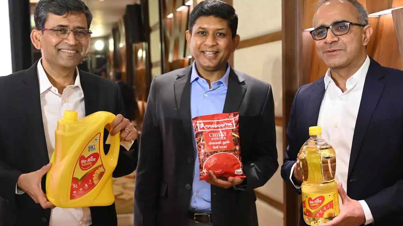 ఫ్రీడం ఆయిల్‌ చేతికి శ్రీ అన్నపూర్ణ ఫుడ్స్‌!