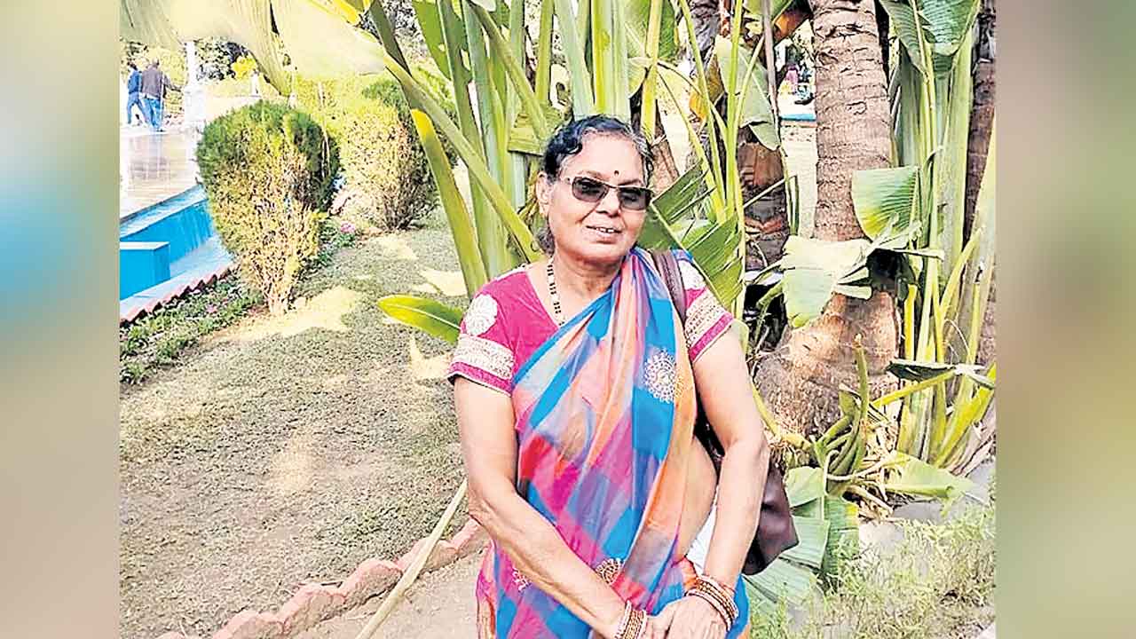 తుర్లపాటి రాజేశ్వరికి కేంద్ర సాహిత్య అకాడమీ అవార్డు