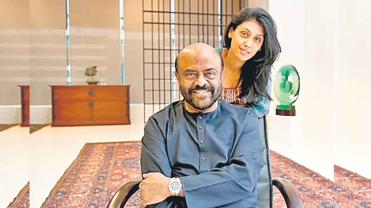 HCL | కుమార్తెకు ప్రేమతో.. మహిళా దినోత్సవాన శివ్‌నాడార్‌ భారీ బహుమతి