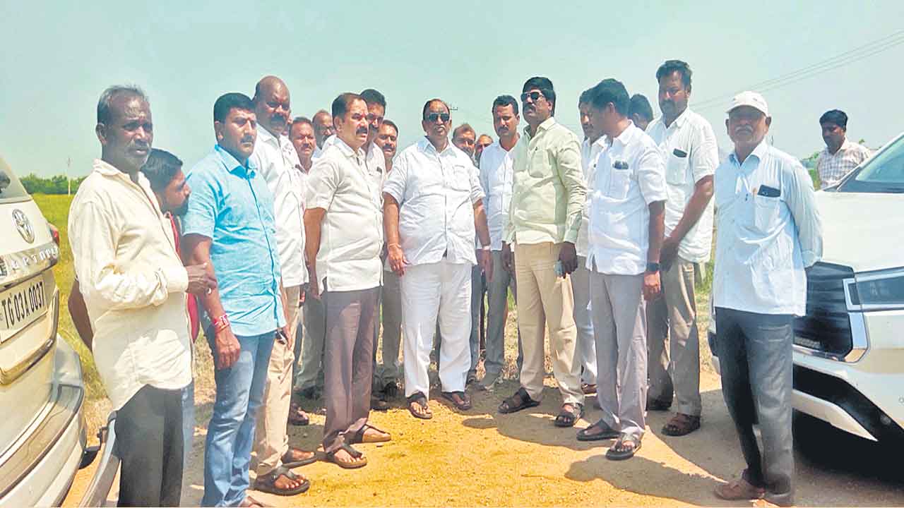 ఎల్కతుర్తిలో బీఆర్‌ఎస్‌ ఆవిర్భావ సభ