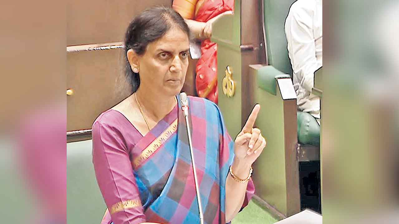 25 వేల టీచర్‌ పోస్టుల భర్తీ ఏమైంది?