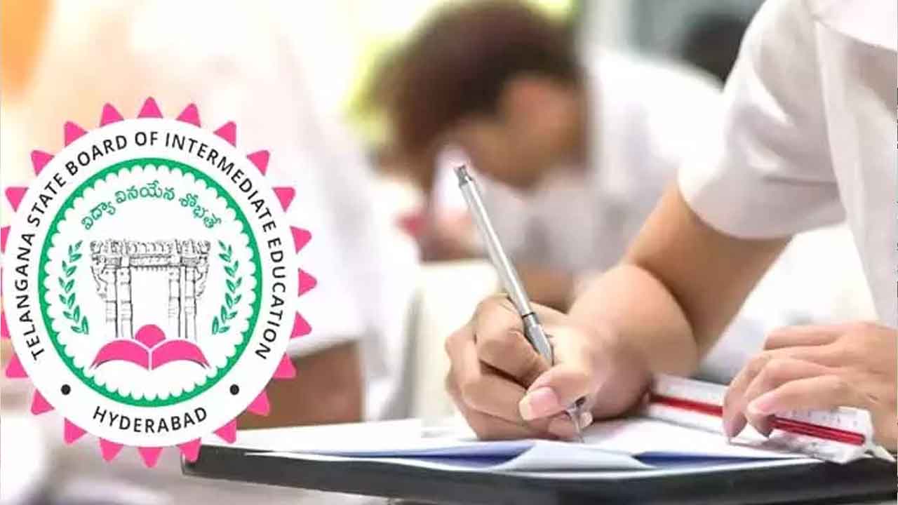 Inter Exams | ఇంటర్‌లో మసక మసకగా ప్రశ్న.. ఇంగ్లిష్‌ ప్రశ్నపత్రంలో 4, 5 పేజీల్లో ముద్రణా లోపం