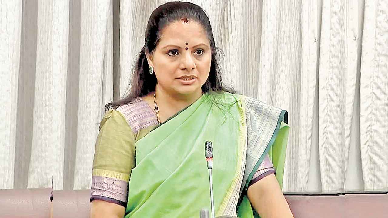 అంగన్‌వాడీలకు నిండు జీతాలెప్పుడు?