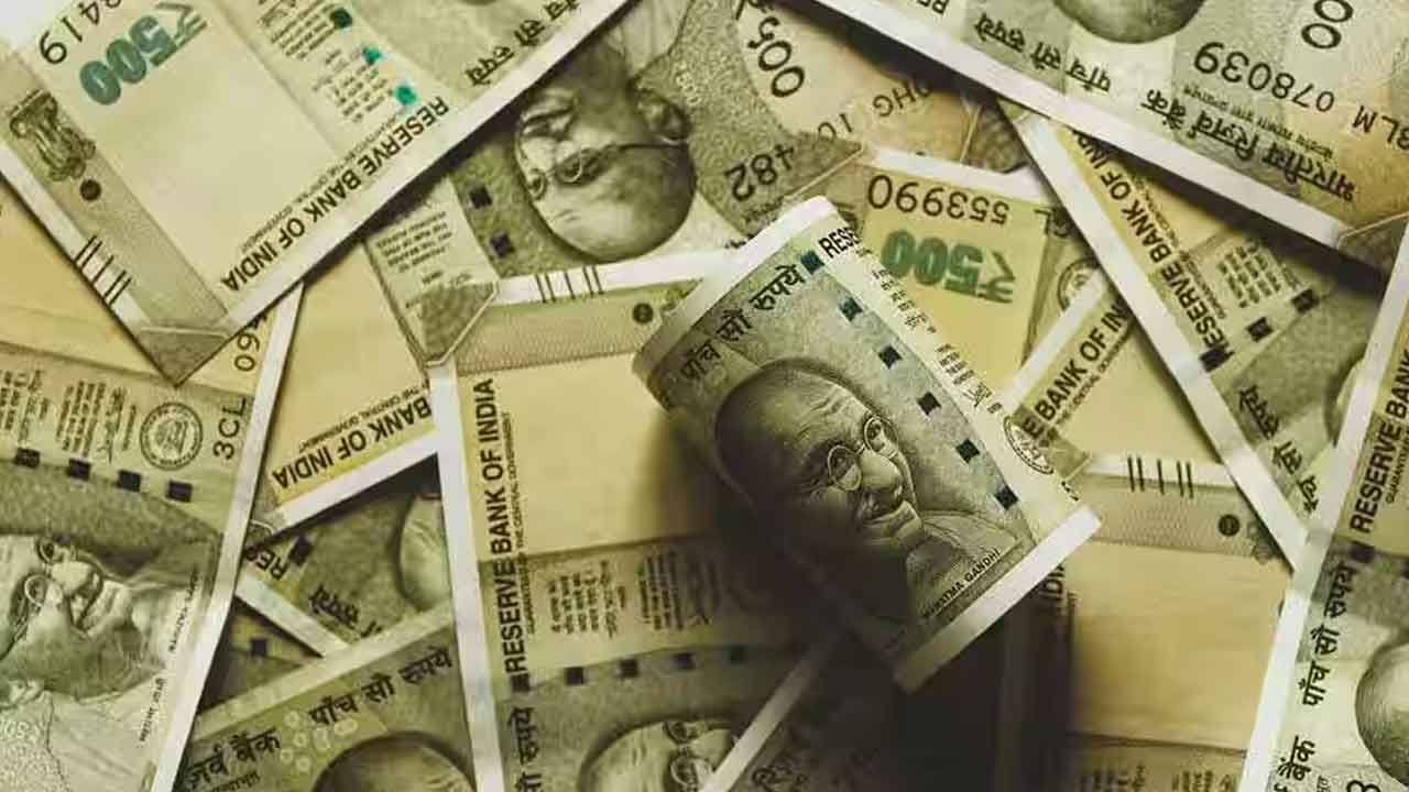 బోనస్‌ పైసలు బొక్కేశారు.. కోటగిరి సొసైటీ పరిధిలో రూ.20 లక్షలు గోల్‌మాల్‌