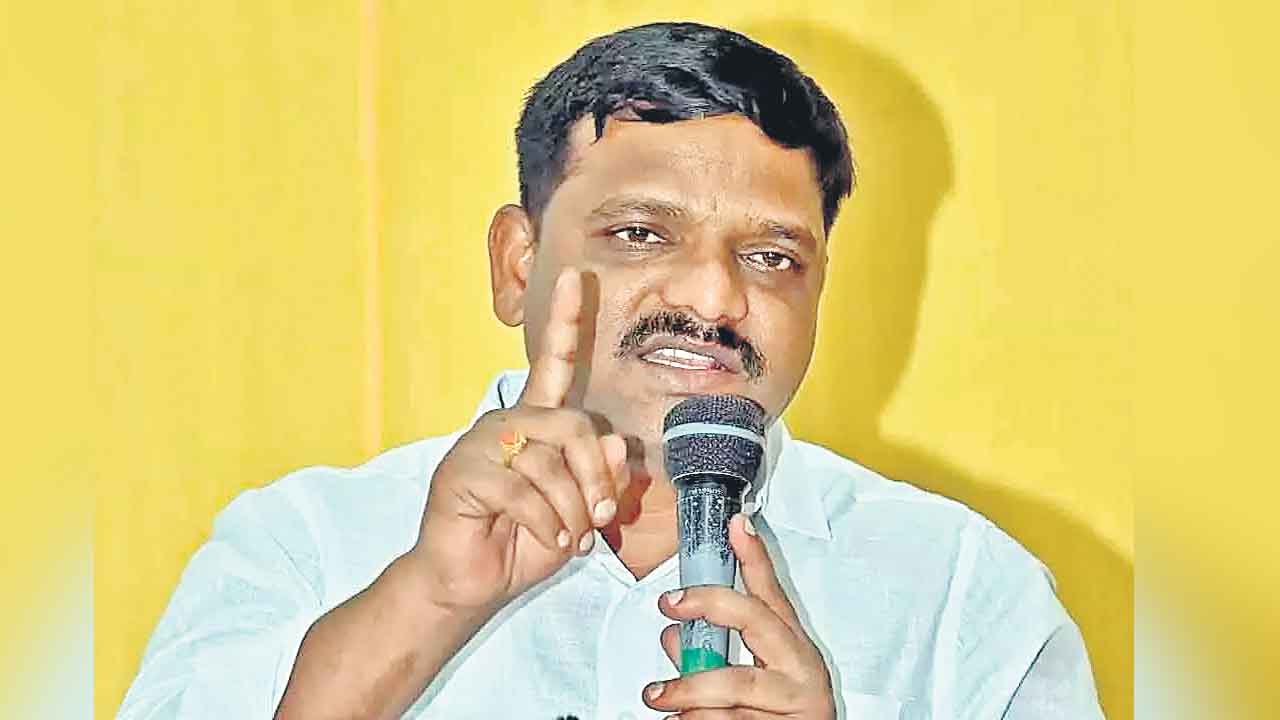 కాంగ్రెస్‌ నుంచి తీన్మార్‌ మల్లన్న సస్పెన్షన్‌