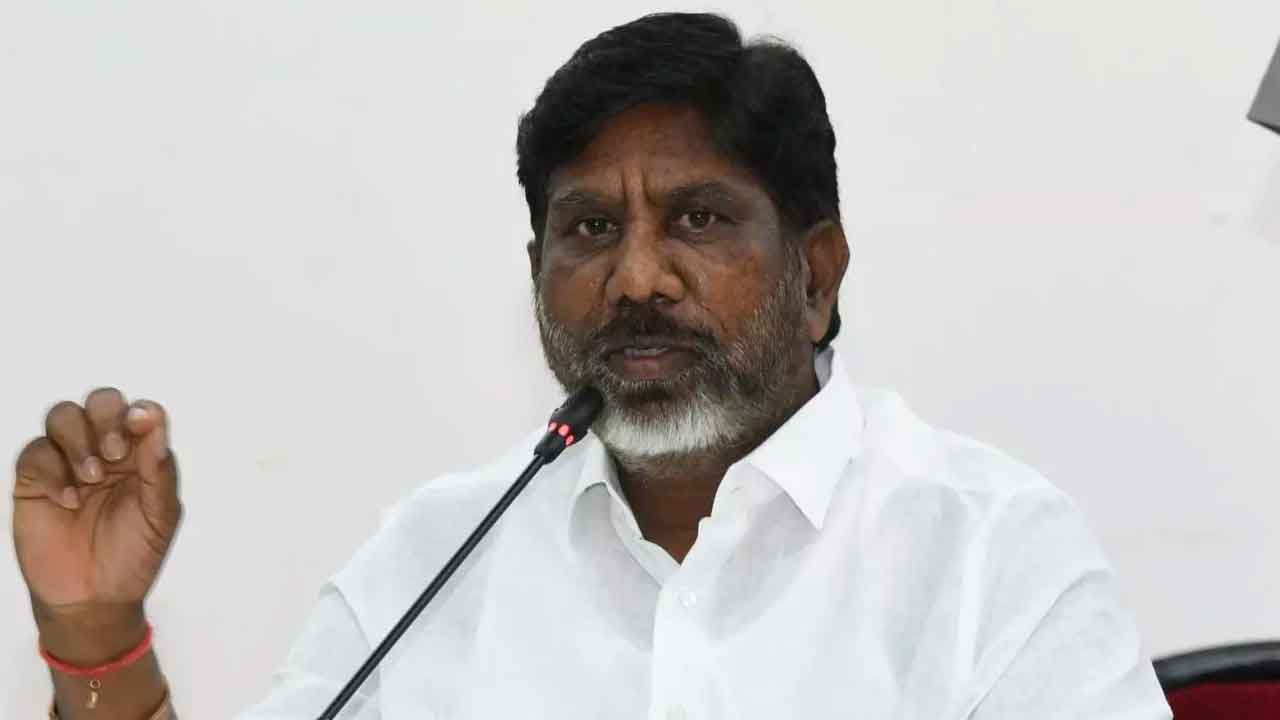 5 లక్షల మందికి రాజీవ్‌ యువవికాసం