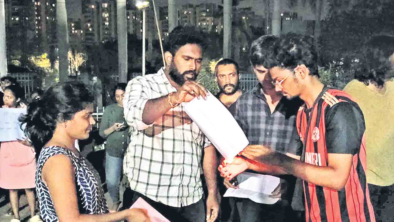 వేలం వేయనివ్వం