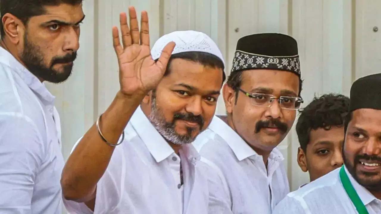 Actor Vijay | చిక్కుల్లో తమిళ సూపర్‌ స్టార్‌ విజయ్‌..! చెన్నై పోలీస్‌ కమిషనర్‌కు ఫిర్యాదు..!