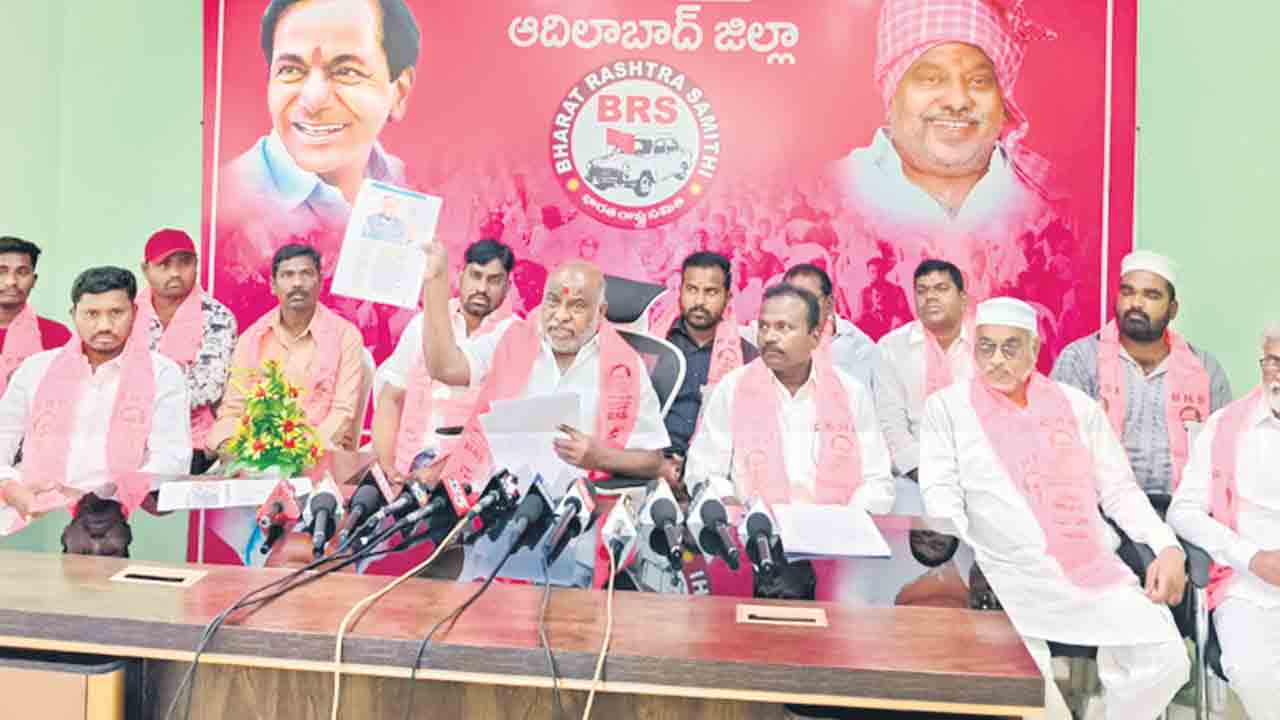 సీసీఐ విషయంలో ఎంపీ, ఎమ్మెల్యేల వైఖరి స్పష్టం చేయాలి