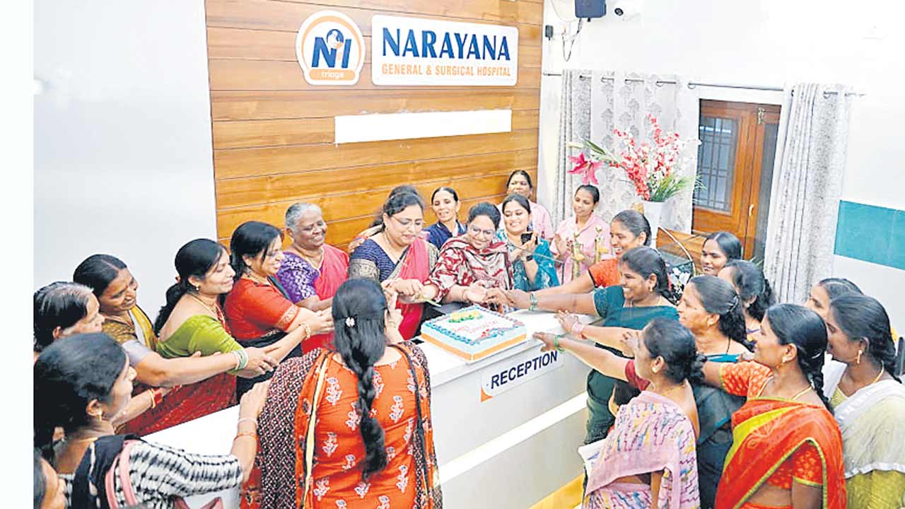 మహిళలు అన్ని రంగాల్లో రాణించాలి