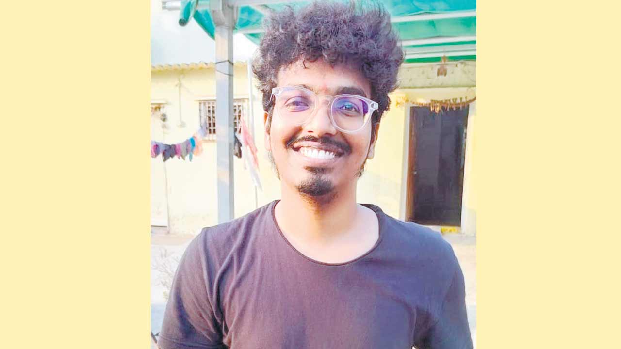 గ్రూప్‌-1లో అర్హత సాధించిన సింగరేణి కార్మికుడి బిడ్డ