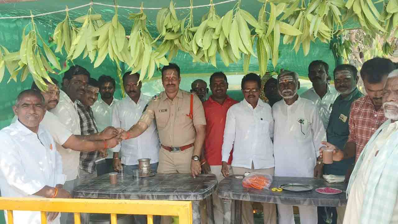 Ambali Centre | అంబలి కేంద్రాన్ని ప్రారంభించిన ఎస్సై రాము