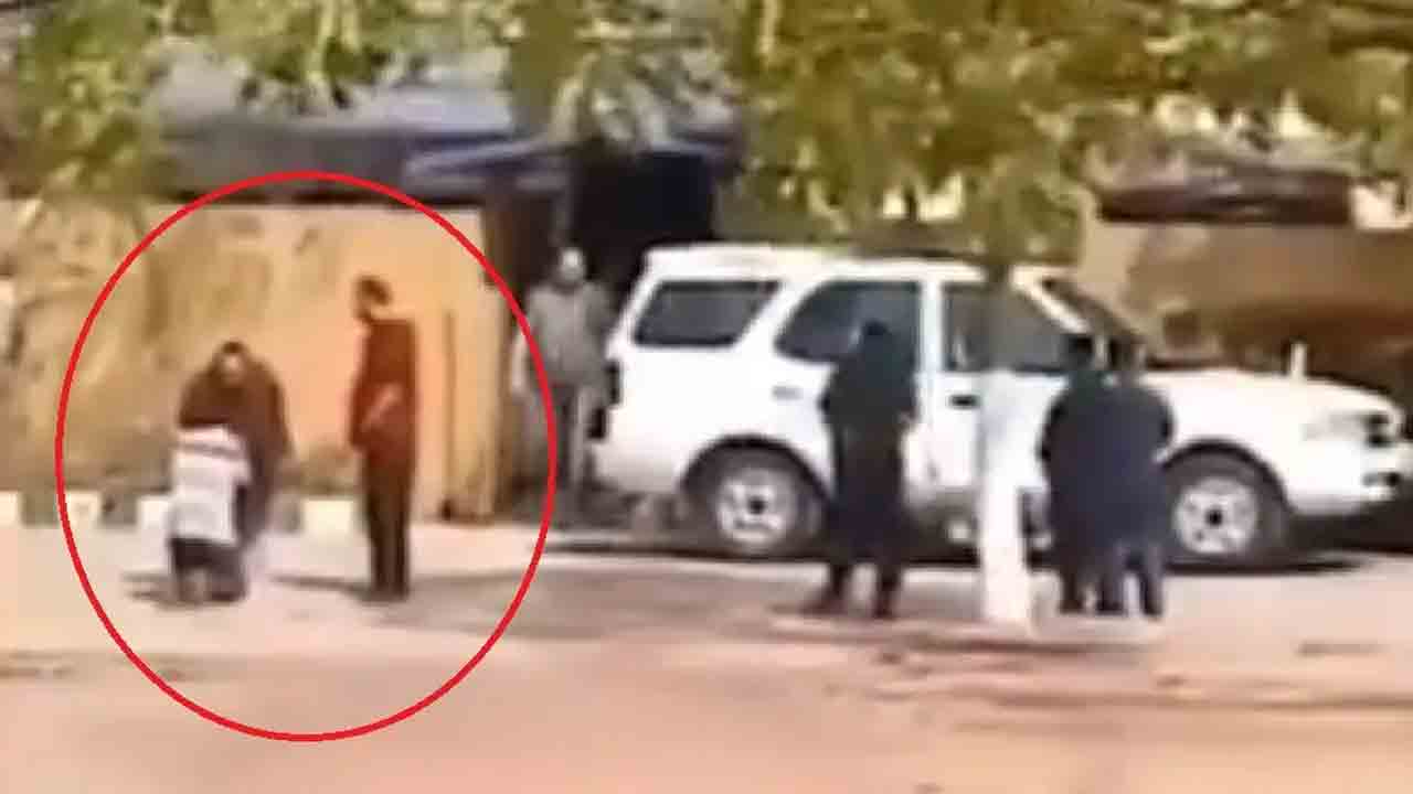 Viral Video | డ్రైవర్‌ వేధింపులు.. చెప్పుతో కొట్టిన మాజీ సీఎం కుమార్తె