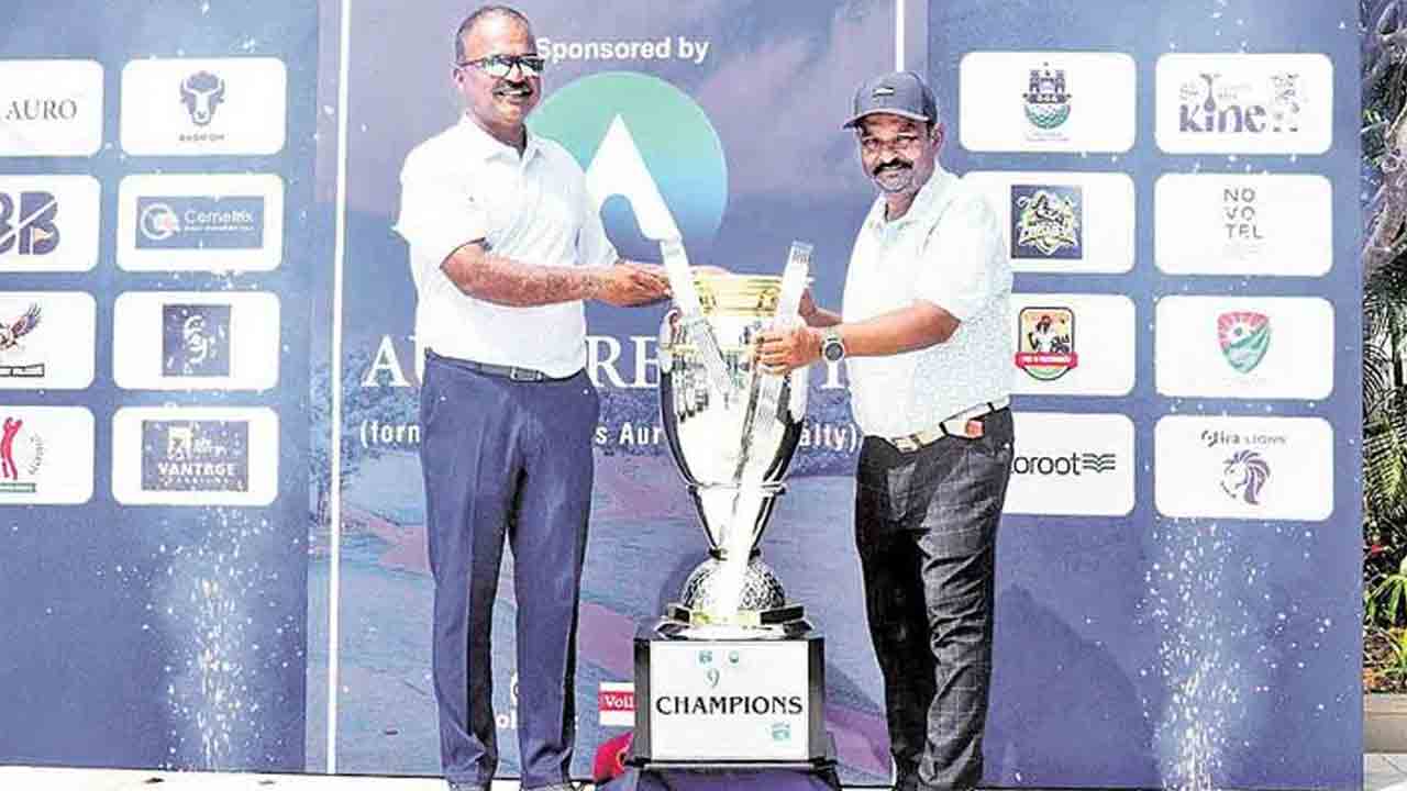 ఫైనల్లో టూటోరూట్‌