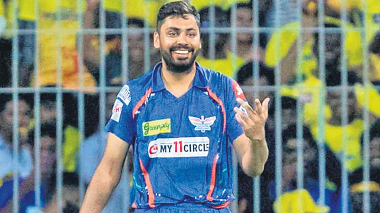 అవేశ్‌కు లైన్‌క్లియర్‌