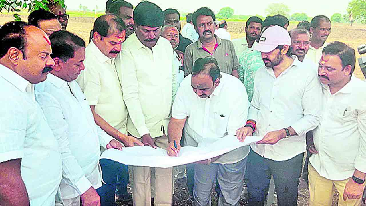 చరిత్రాత్మక ఘట్టానికి వేదిక