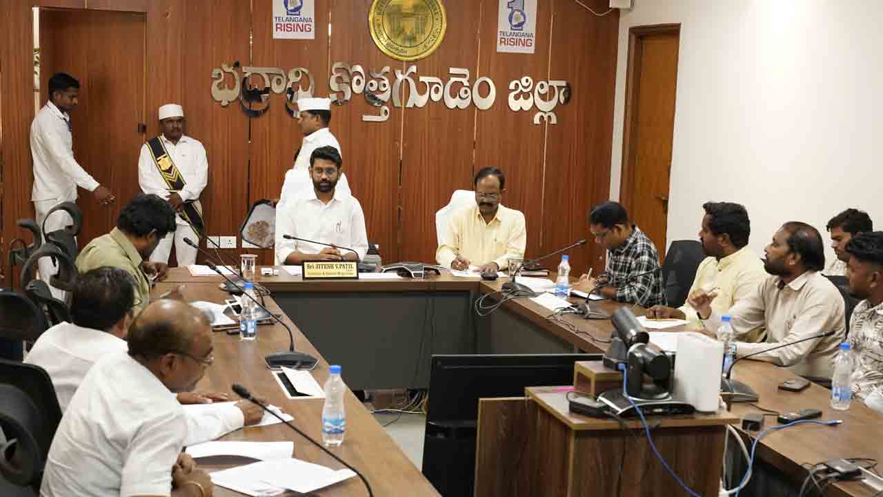 ఓటర్ల జాబితా పరిశీలన : కలెక్టర్‌