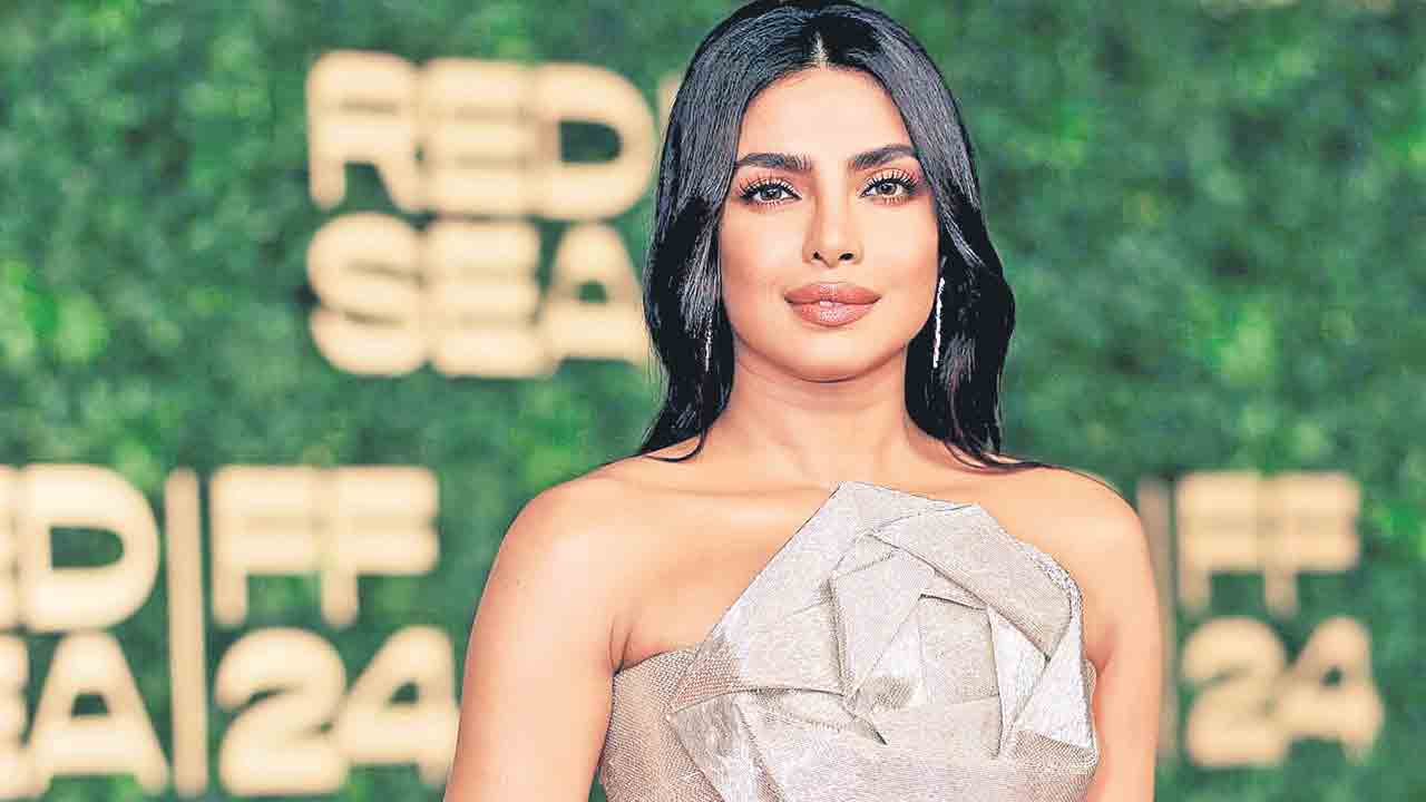 ఆస్తులు అమ్మేసిన ప్రియాంక