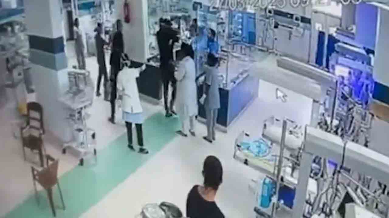 Watch: శిశువుల ఐసీయూలో డాక్టర్‌, నర్సింగ్‌ సిబ్బంది మధ్య ఘర్షణ.. తర్వాత ఏం   జరిగిందంటే?