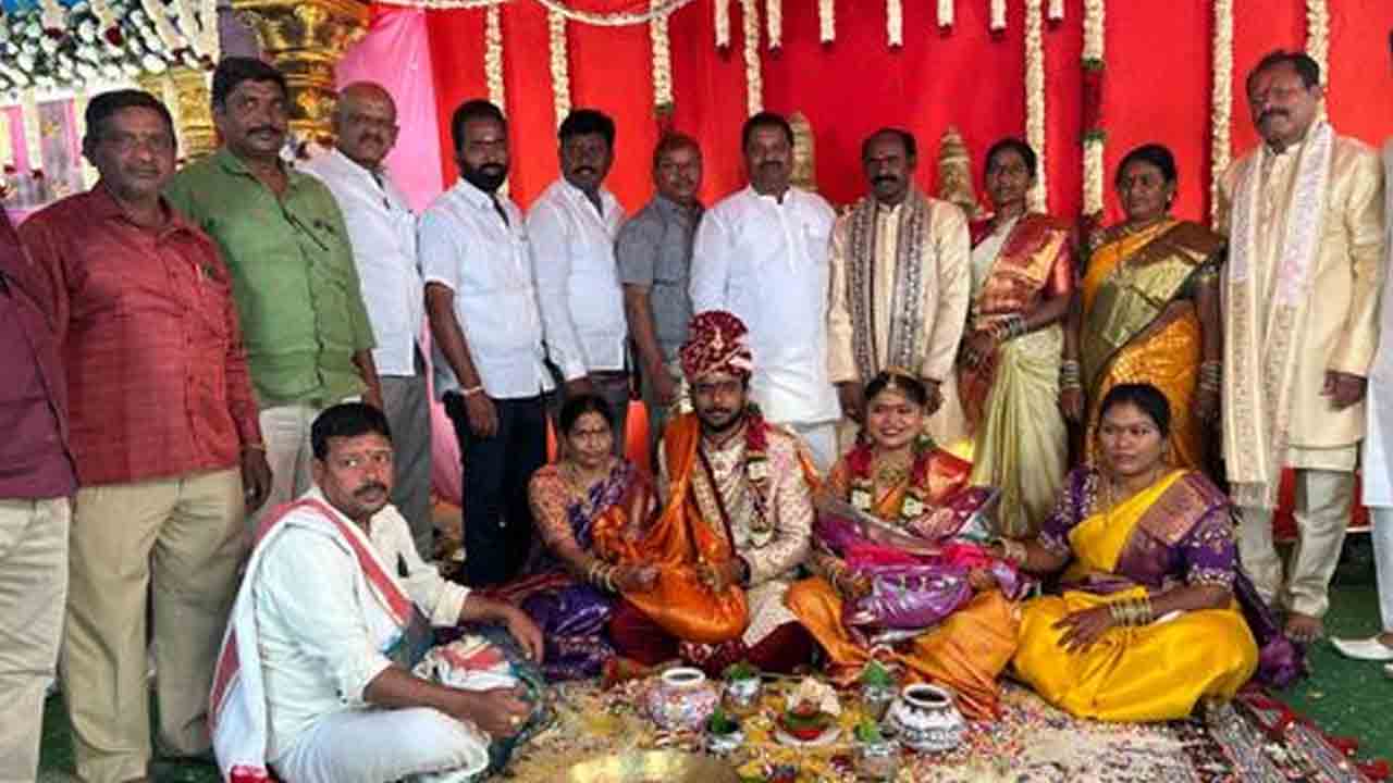 Budida Bikshamaiah Goud | పలు వివాహ వేడుకల్లో పాల్గొన్న బీఆర్ఎస్ రాష్ట్ర నేత బూడిద భిక్షమయ్య గౌడ్