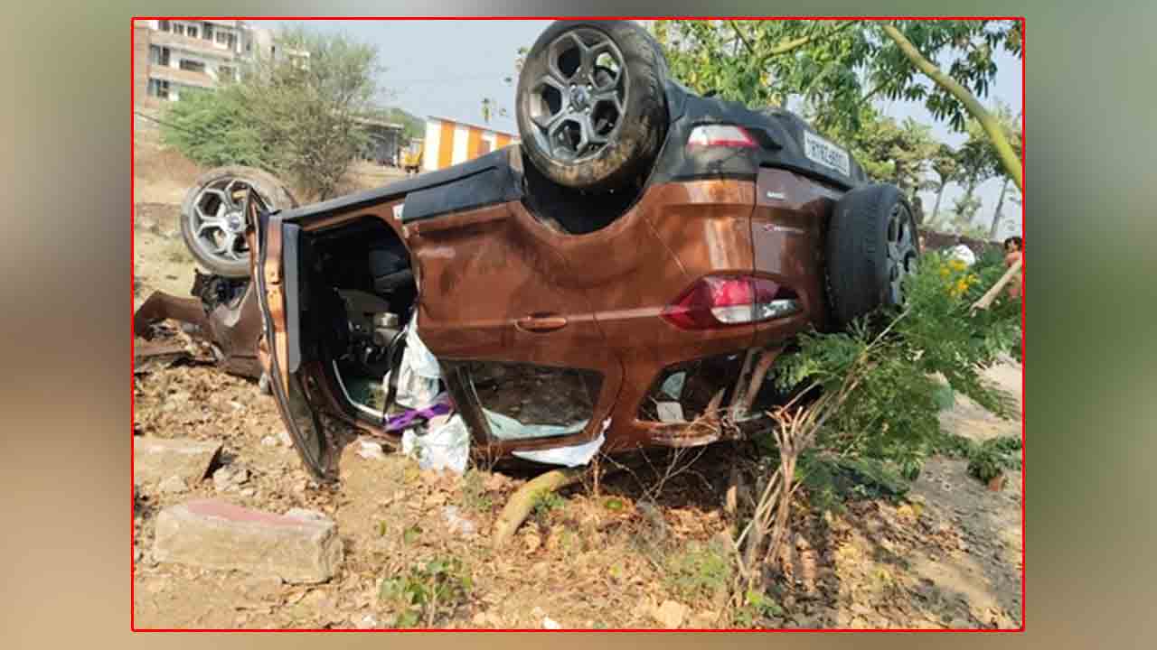 Road Accident | నిజామాబాద్లో రోడ్డు ప్రమాదం.. బాలుడు సీరియస్.. మరో ఐదుగురికి గాయాలు