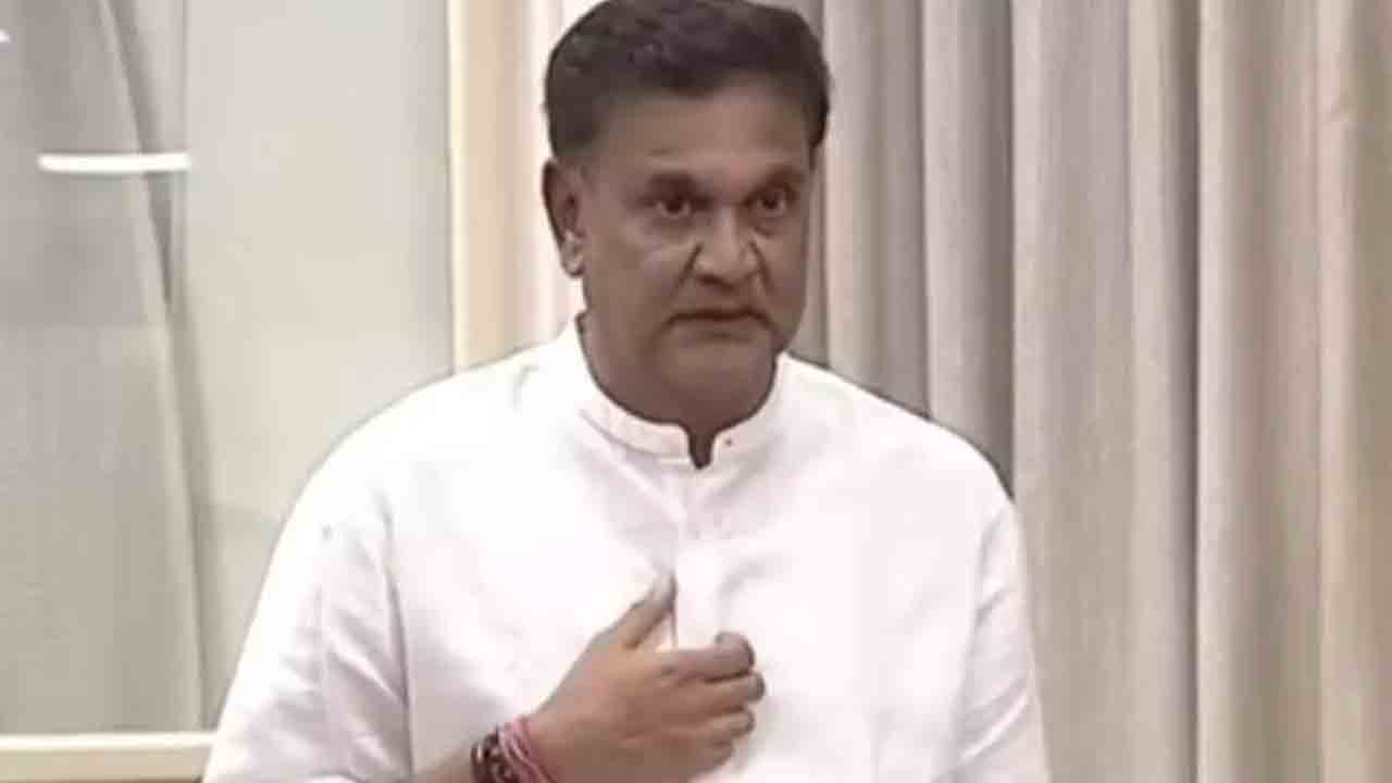 అలంపూర్‌ ఆలయాల్లో ఏం జరుగుతోంది?