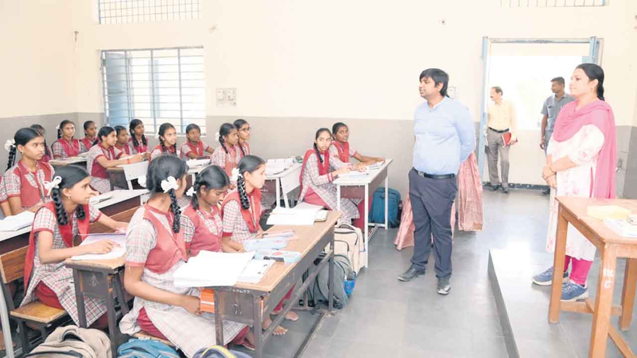 ‘పది’లో అత్యుత్తమ ఫలితాలు సాధించాలి