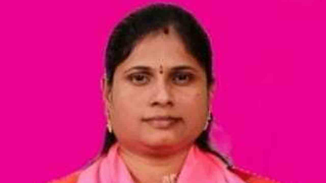 Corporator Mekala Sunitha | వేసవిలో నీటి సమస్య నివారణకు చర్యలు : కార్పొరేటర్‌ మేకల సునీత