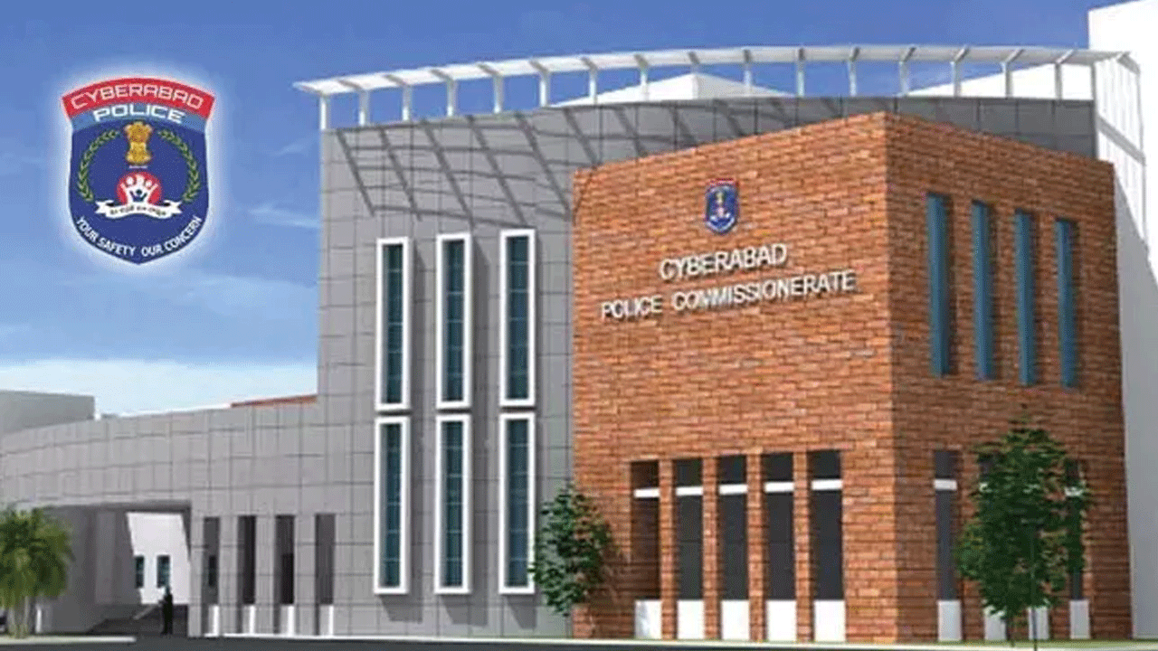 ఫామ్‌హౌస్‌ల్లో స్పెషల్‌ డ్రైవ్‌