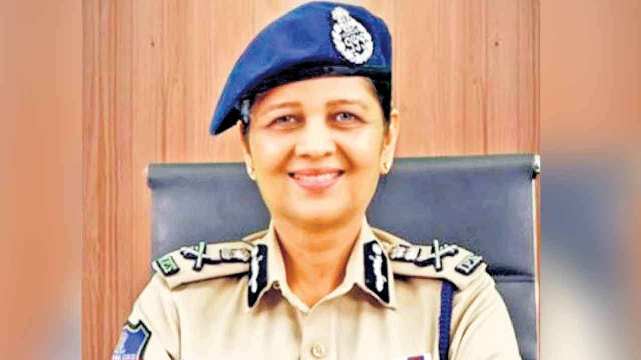 Dg Shikha Goyal,