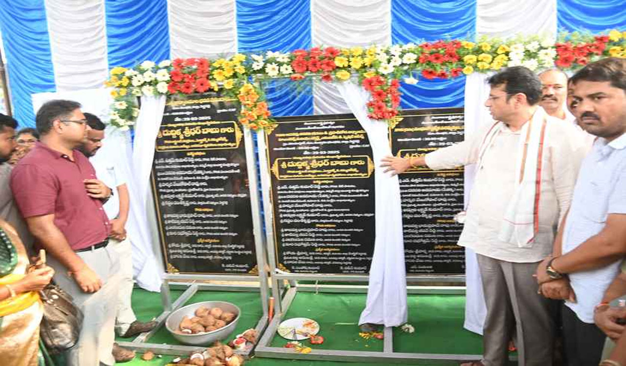 SRIDHAR BABU |చట్టానికి లోబడి అధికారులంతా జవాబు దారి తనంతో పని చేయాలి