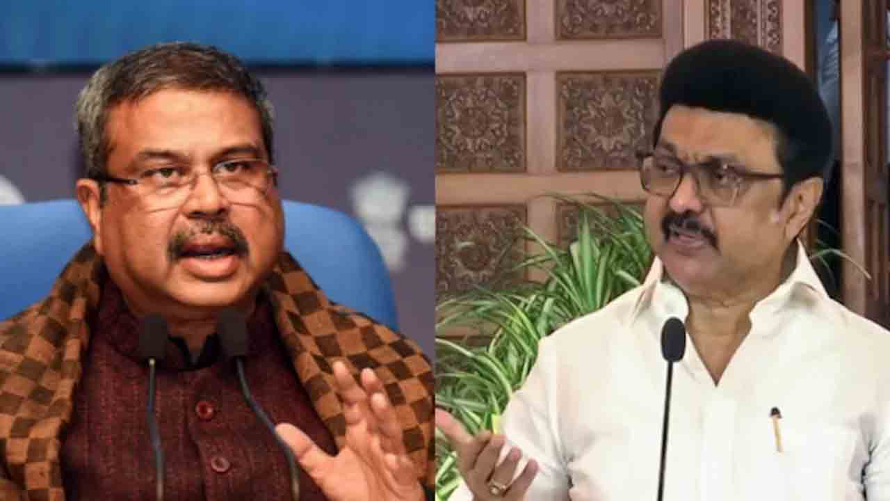 Political war | ‘మీది అనాగరికత.. మీది దురహంకారం..’ హిందీ భాషపై కేంద్రం, తమిళనాడు వర్డ్స్‌ వార్‌