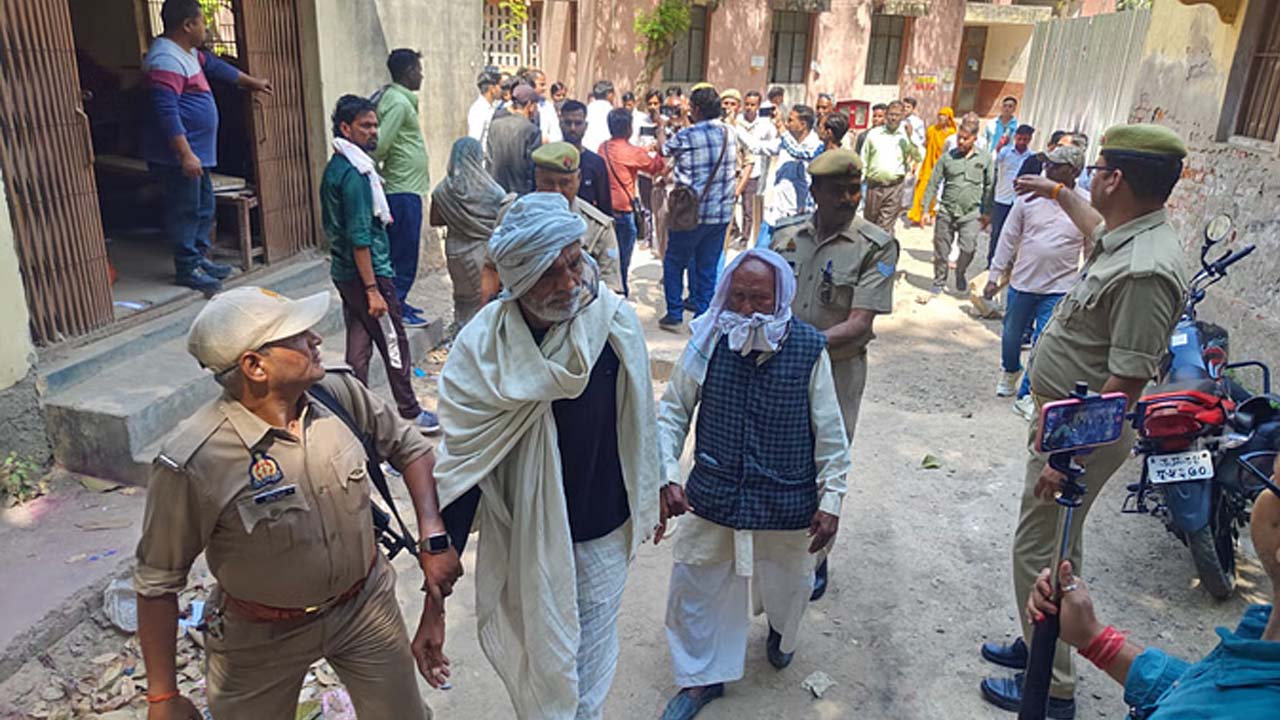 Dihuli Massacre Case | 44 ఏళ్ల నాటి దళితుల ఊచకోత కేసు.. ముగ్గురు నిందితులకు ఉరిశిక్ష విధించిన ప్రత్యేక కోర్టు..!