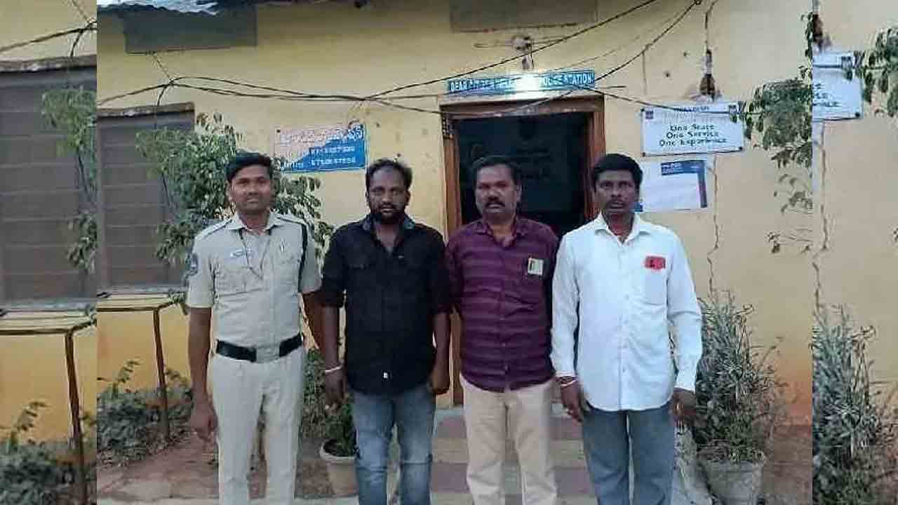 విధులు నిర్వహిస్తుంటే అరెస్టులా..? : విద్యుత్‌ ఆర్టిజన్‌లు