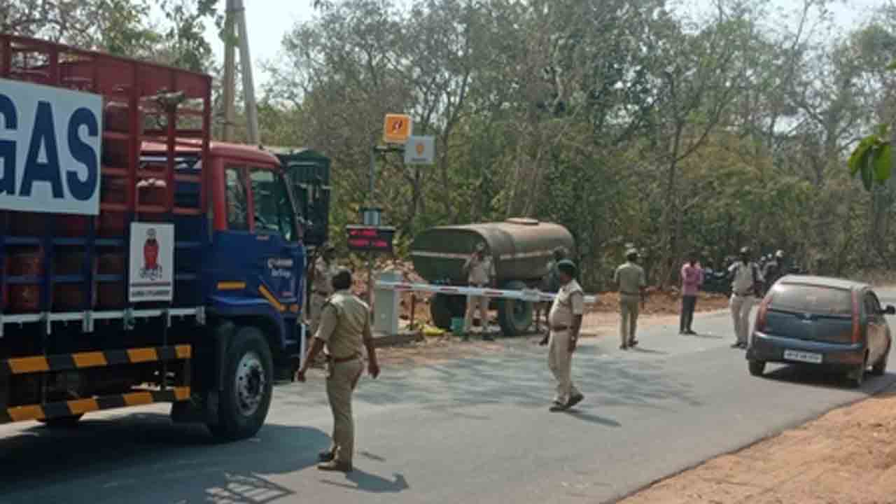FASTag Check Post | రాష్ట్రంలోనే తొలిసారి.. అటవీ శాఖ తొలి ఫాస్టాగ్ చెక్ పోస్ట్ ప్రారంభం