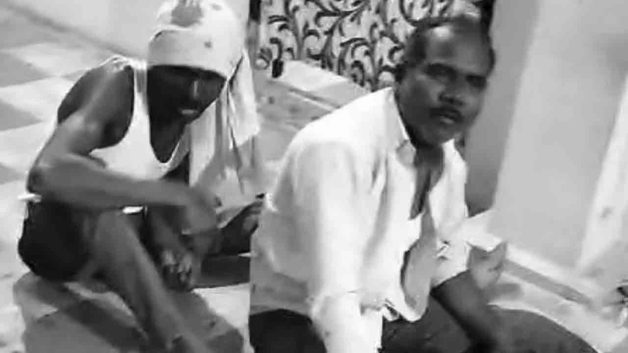 Family Attack | ఇంట్లో బోరు వేసుకుందామనుకుంటే.. అన్న కుటుంబంపై తమ్ముడి ఫ్యామిలీ దాడి