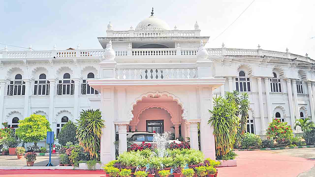 గౌరవ శాసనసభకు విన్నపం రైతు సమస్యలు పరిష్కరించాలె