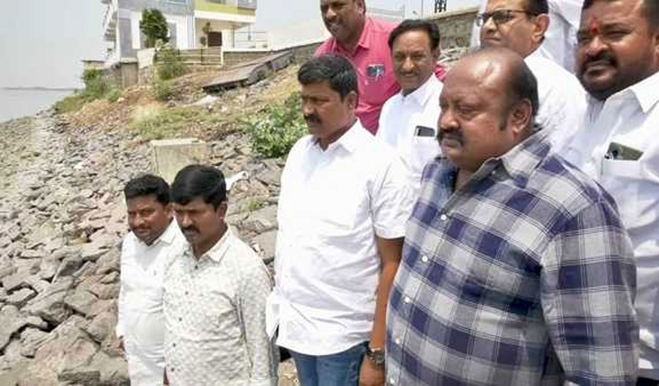 Gangula | కరీంనగర్ కు తాగునీటి ఇబ్బందులు తీసుకువస్తే పోరాటాలు చేసుడే..