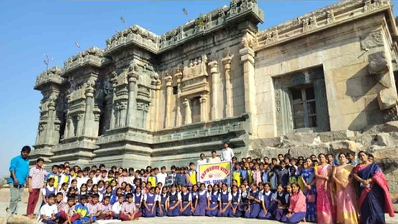 Gandhari Student Excurson