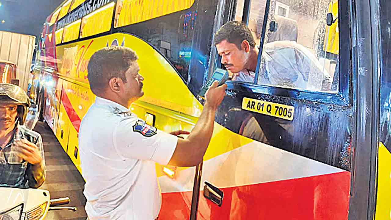 సైబరాబాద్‌లో డ్రంక్‌ అండ్‌ డ్రైవ్‌ తనిఖీలు